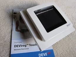 Zdjęcie Devi elektroniczny termostat dotykowy DEVIreg Touch biały 140F1064